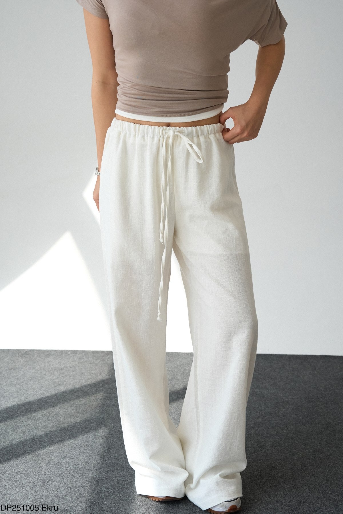 WHITE LINEN PANTS